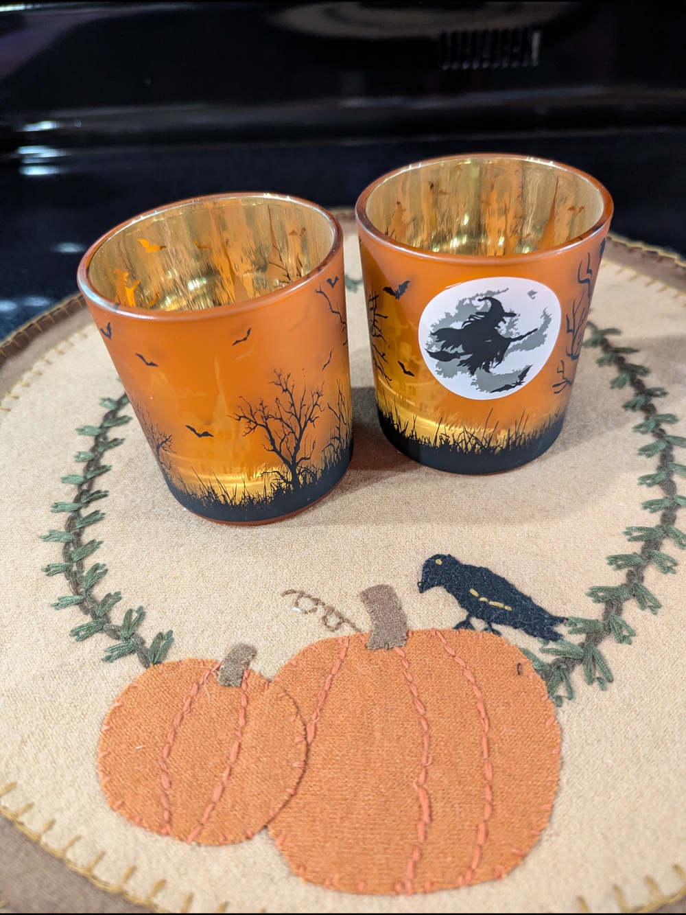 Yankee Candle Orange and Black Witch & Bats Tealights /Votive Holders.